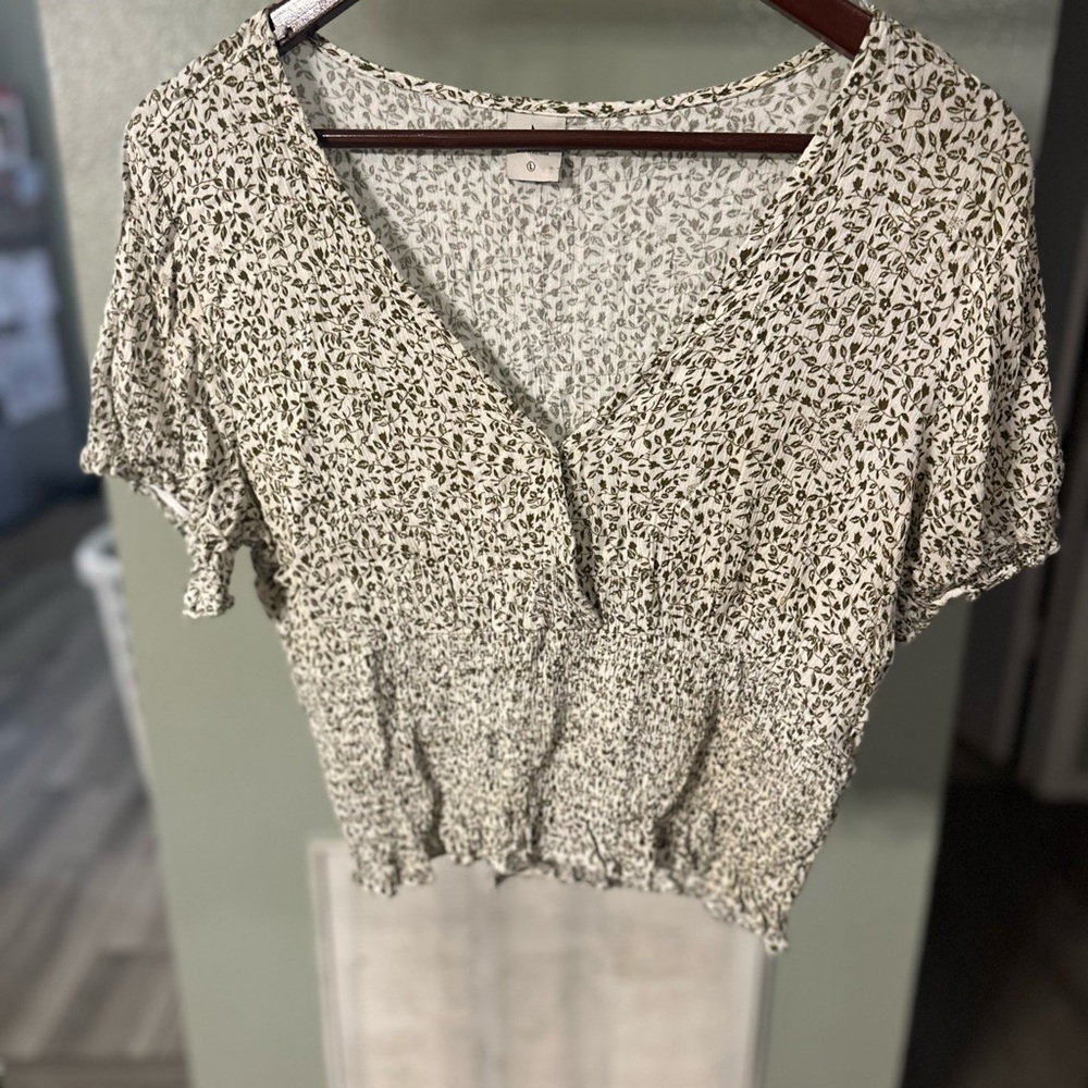 Floral Print V-Neck Blouse